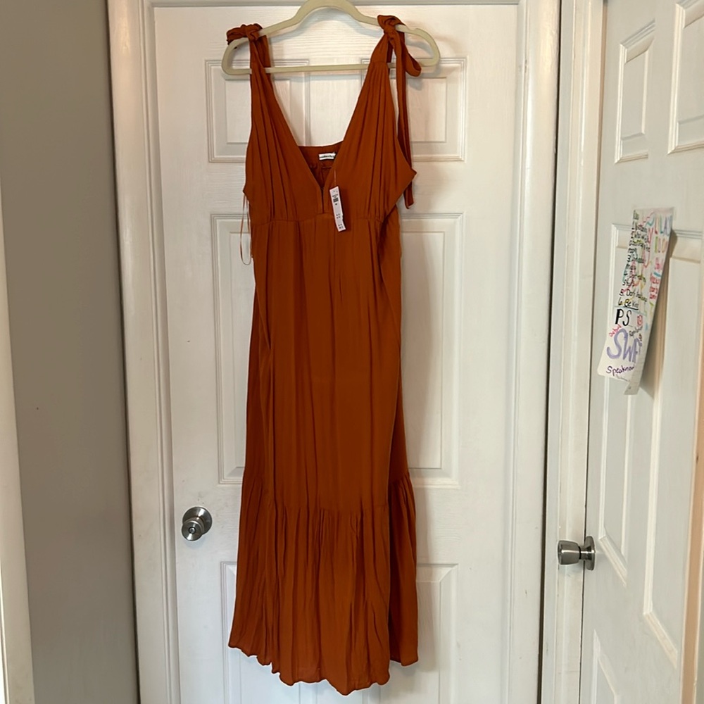 Abercrombie dress size L NWT
